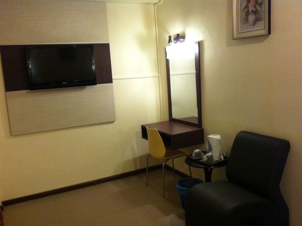 City Inn Kuching Extérieur photo