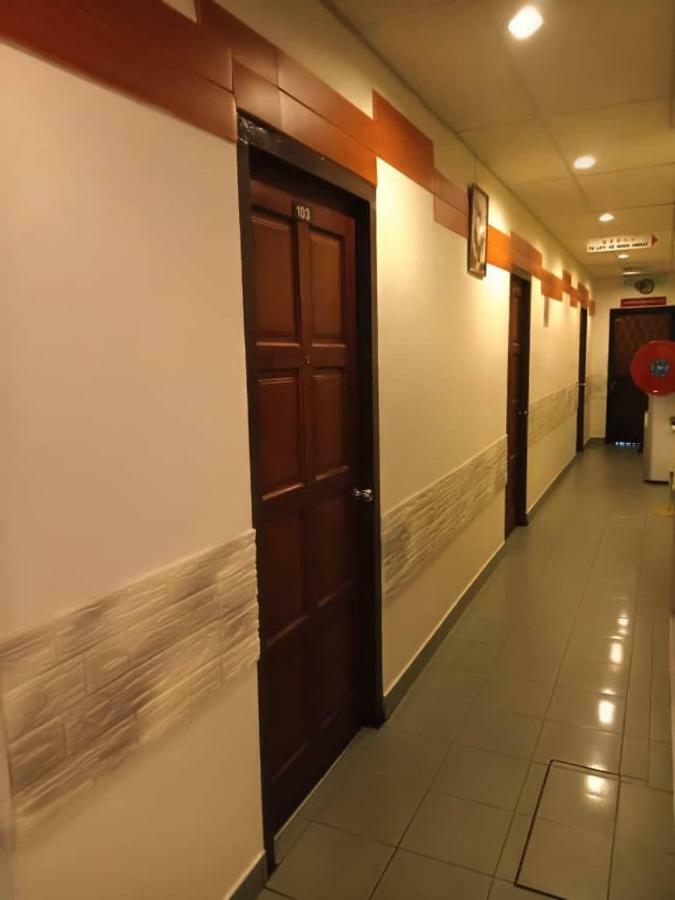 City Inn Kuching Extérieur photo